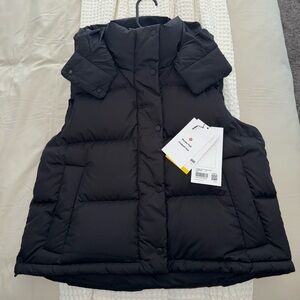 Lululemon Black Puffer Vest